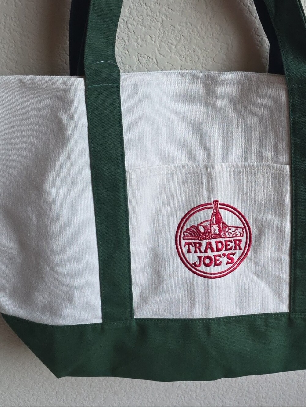 Trader Joe's - LARGE